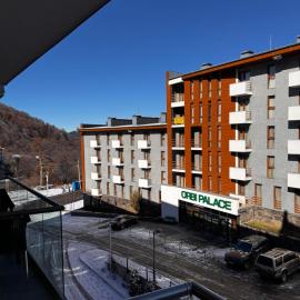 Cozy Bakuriani Apartment, hotel u gradu Bakuriani