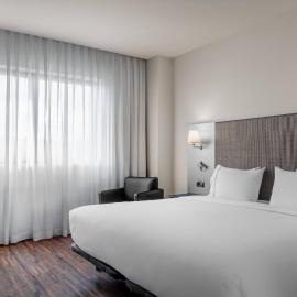 AC Hotel Gijón by Marriott, хотел в Хихон
