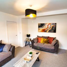 3 Bed Sleeps 5 Pet Friendly Free Parking, hotell sihtkohas Rotherham