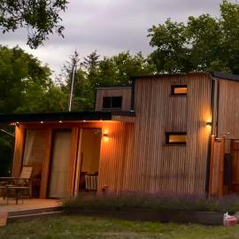 Großzügiges Tiny House, hotel em Sumte
