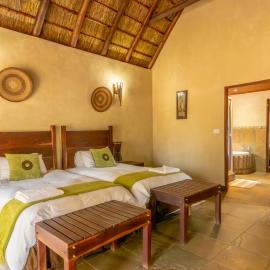 Zebula Golf and Wildlife Estate - Oryx Walkway Pax 16 - Moi Signature Luxury villa