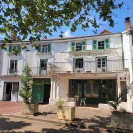 C'est Chouette le gîte !, hotel Saint-Jodard városában
