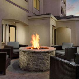 Courtyard By Marriott Salinas Monterey โรงแรมในซาลีนาส