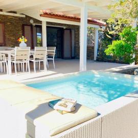 Villetta con piscina e ampio giardino