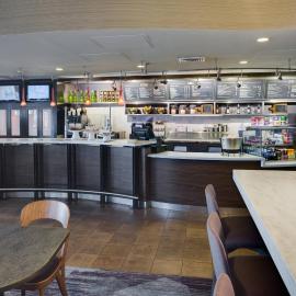 Courtyard by Marriott Providence Warwick, khách sạn ở Warwick