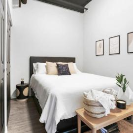 Spacious Modern Loft with Downtown Views and WiFi, hotel en Spokane