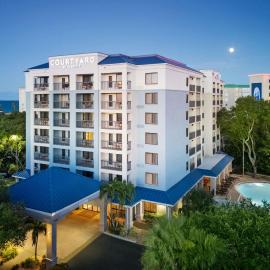 Courtyard by Marriott Cocoa Beach Cape Canaveral, hotelli kohteessa Cocoa Beach