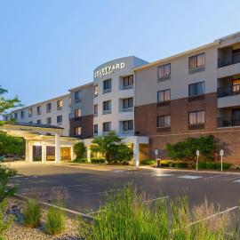 Courtyard by Marriott Madison West / Middleton, hotel di Middleton
