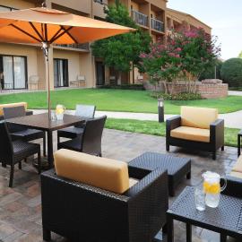 Courtyard by Marriott Oklahoma City Airport, מלון באוקלהומה סיטי