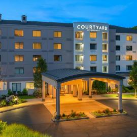 Courtyard by Marriott Providence Lincoln, отель в городе Линкольн