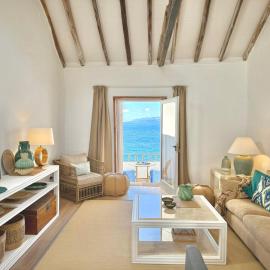 Casa Malena Seafront and Private Pool