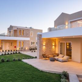 Thalassa Suites, hotelli Afiartisissa