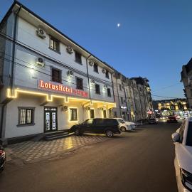 Lotus Hotel, Hotel in Yakkasaray
