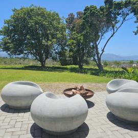 TAMO Guest Farm