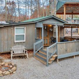 1BR Cabin in the Smokies Close to Gatlinburg, hotel a Gatlinburg
