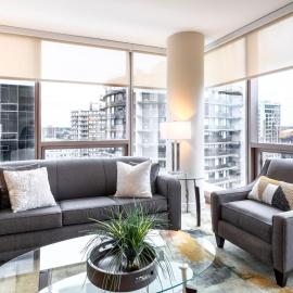 Luxury Apt with Gym Downtown, хотел в Стамфорд
