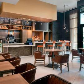 Courtyard by Marriott Phoenix Downtown、フェニックスのホテル