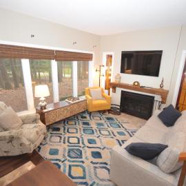 South Village 7, hotel Glen Arborben
