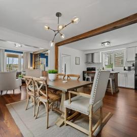 4 Bedroom Luxury House, Free Parking, Next to LRT, Kitchener Downtown, near Chicopee Ski Club, hotel Kitchenerben