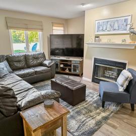 On Island Time at Kelleys Island Condo!, hotel en Kelleys Island