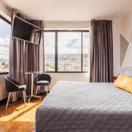 Elegance Hotel