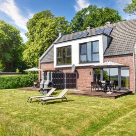 Ferienhaus Backsteinquartier C mit Sauna, Kamin & Wasserblick