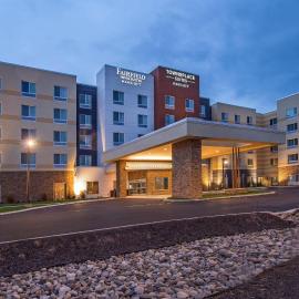 Fairfield Inn & Suites by Marriott Altoona – hotel w mieście Altoona