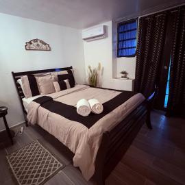 Cozy suite at coco Beach , 2 days minimum no pets, Hotel in Rio Grande
