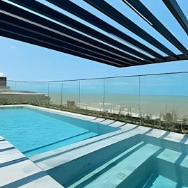 Loft luxo p/ 4 pessoas, a 50m do mar, hotel in Cabedelo