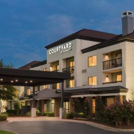 Courtyard by Marriott Tulsa Central, מלון בטולסה