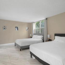 Bay Harbor Sunset Apt 2A