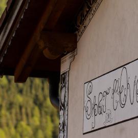 Chesa Sper l'Ovel Brail, hotel in Zernez