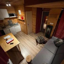 Superbe Studio Ambiance Chalet, hotel di Ustou