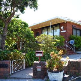 3BR Home with Pool Near Shops, M5 & Train Stations
