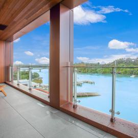 Catalina Bay Seascape with Bay Views & Carpark