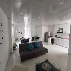 Amplio apartamento, zona tranquila y cerca al parque, מלון בGinebra