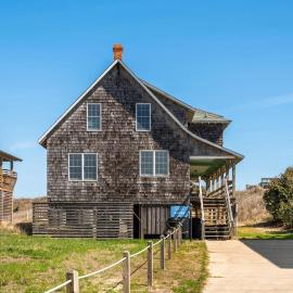 NH225 Fourth Estate Cottage – hotel w mieście Nags Head