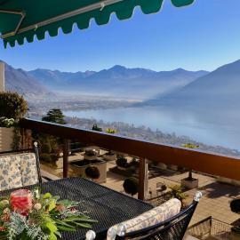 Ferienwohnung D22, hotel v destinácii Orselina