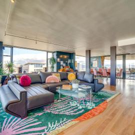 Luxe Dtwn Reno Penthouse ~ 3 Mi to Casinos!