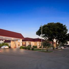 Red Roof Inn & Conference Center McKinney, hotel u gradu 'McKinney'