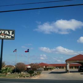 Royal Inn Pearsall, hotel em Pearsall