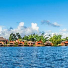 Lac Hôtel Sahambavy, hotelli kohteessa Ambatomalama