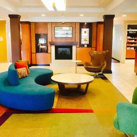 Fairfield Inn and Suites Sacramento Airport Natomas, hotelli kohteessa Sacramento