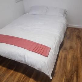 Studio Flat in London