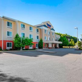 Fairfield Inn & Suites Hooksett, отель в Манчестере