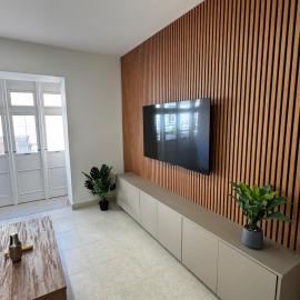 New Stylish 2 Bedroom Apartment in Msida, hotel in Taʼ Xbiex