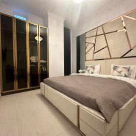 Glamorous One, отель в Брэиле
