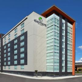 Element by Marriott Toronto Airport, hotel sa Mississauga