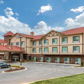 Fairfield Inn & Suites by Marriott Helen, готель у місті Гелен
