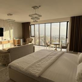 Aram Baland Hotel